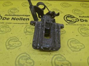 Begagnade Bakre bromsok, höger Audi Allroad (C5) 2.5 V6 TDI 24V Pris € 40,00 Marginaltabell erbjuds av de Nollen autorecycling