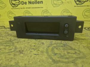 Begagnade Innerdisplay Opel Corsa D 1.3 CDTi 16V ecoFLEX Pris € 30,25 Inklusive moms erbjuds av de Nollen autorecycling