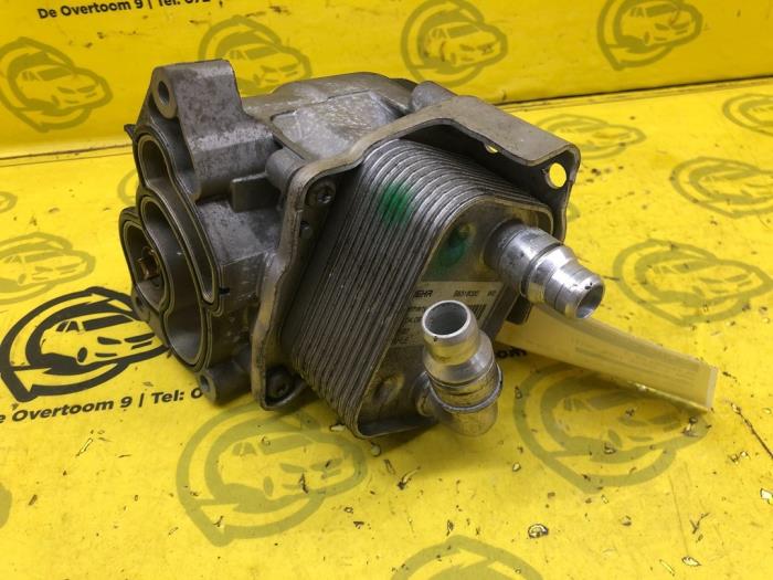 Oljekylare från en BMW 1 serie (E82) 120i 16V 2013