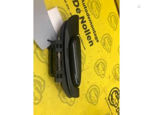 Begagnade Dörrhandtag, 4-dörrars, vänster bak Jaguar S-type (X200) 3.0 V6 24V Pris € 19,95 Marginaltabell erbjuds av de Nollen autorecycling