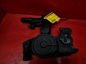 Begagnade PCV-ventil Volkswagen Scirocco (137/13AD) 2.0 TSI 16V Pris € 35,00 Marginaltabell erbjuds av de Nollen autorecycling