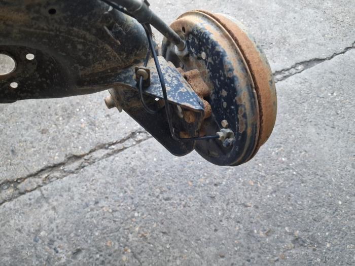 Bakre drivaxel från en Peugeot Bipper (AA) 1.3 HDI 2013