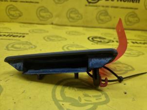 Begagnade Dörrhandtag, 4-dörrars, vänster bak Suzuki New Ignis (MH) 1.3 16V Pris € 15,00 Marginaltabell erbjuds av de Nollen autorecycling