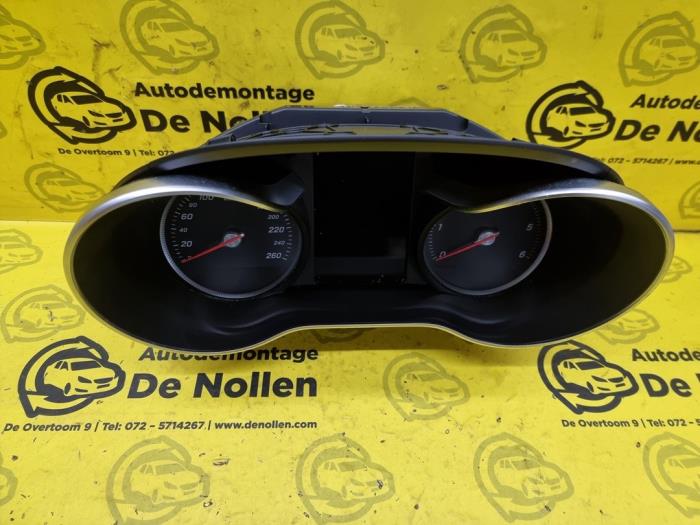 Vägmätare KM från en Mercedes-Benz C (W205) C-200d 2.2 16V 2018