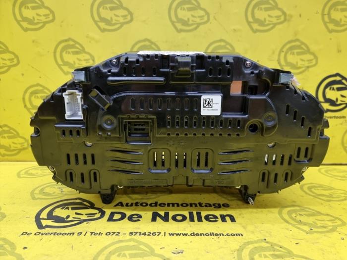 Vägmätare KM från en Mercedes-Benz C (W205) C-200d 2.2 16V 2018