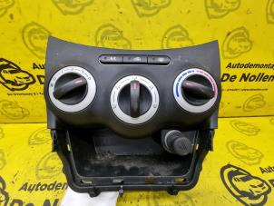 Używane Panel sterowania nagrzewnicy Hyundai i10 (F5) 1.1i 12V Cena € 50,00 Procedura marży oferowane przez de Nollen autorecycling