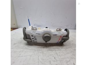 Begagnade Värmekontrollpanel Peugeot 107 1.0 12V Pris € 25,00 Marginaltabell erbjuds av de Nollen autorecycling