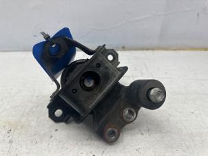 Gebruikte Motorsteun Peugeot 108 1.0 12V VVT-i Prijs € 40,00 Margeregeling aangeboden door de Nollen autorecycling