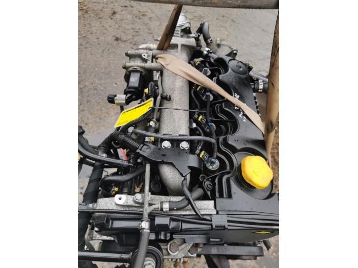 Motor van een Alfa Romeo 147 (937) 1.9 JTDM 2006