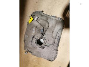 Gebruikte Tank Suzuki Alto 1.0 12V Prijs € 100,00 Margeregeling aangeboden door de Nollen autorecycling