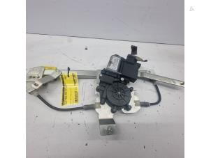 Gebruikte Ruitmechaniek 4Deurs rechts-achter Renault Grand Scénic II (JM) 2.0 16V Prijs € 40,00 Margeregeling aangeboden door de Nollen autorecycling