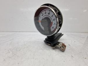 Używane Obrotomierz Citroen C1 1.0 12V Cena € 40,00 Procedura marży oferowane przez de Nollen autorecycling