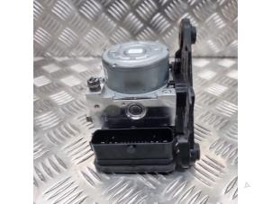 Begagnade ABS-pump Audi A3 Sportback (8VA/8VF) 1.5 30 g-tron 16V Pris € 149,95 Marginaltabell erbjuds av de Nollen autorecycling