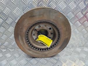 Gebruikte Remschijf voor Audi A3 Sportback (8VA/8VF) 1.5 30 g-tron 16V Prijs € 75,00 Margeregeling aangeboden door de Nollen autorecycling
