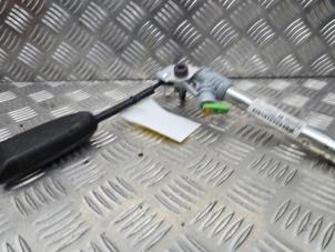 Gebruikte Veiligheidsgordel Insteek rechts-voor Opel Corsa D 1.6i OPC 16V Turbo Prijs € 20,00 Margeregeling aangeboden door de Nollen autorecycling