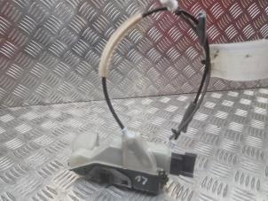 Gebruikte Deurslot Mechaniek 4Deurs links-voor Citroen C4 Cactus (0B/0P) 1.2 PureTech 82 12V Prijs € 45,00 Margeregeling aangeboden door de Nollen autorecycling