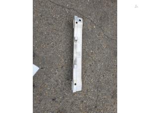 Begagnade Stötfångarram, bak BMW Z4 Roadster (E89) sDrive 23i 2.5 24V Pris € 100,00 Marginaltabell erbjuds av de Nollen autorecycling