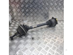 Gebruikte Cardanas links-voor (VWA) Skoda Superb (3U4) 2.5 TDI V6 24V Prijs € 50,00 Margeregeling aangeboden door de Nollen autorecycling