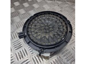 Begagnade Högtalare Peugeot Expert (V1/VA/VB/VE/VF/VT/VY) 1.6 Blue HDi 95 16V Pris € 24,19 Inklusive moms erbjuds av de Nollen autorecycling