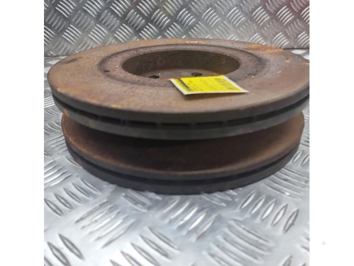 Remschijf voor van een Audi A3 (8L1) 1.8 20V 1996