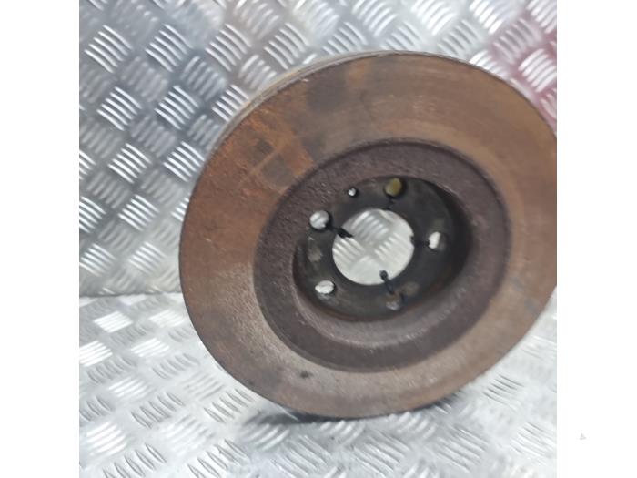 Remschijf voor van een Audi A3 (8L1) 1.8 20V 1996