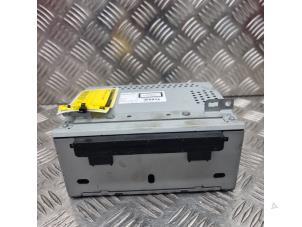 Begagnade Radio Ford Focus 3 Wagon 1.0 Ti-VCT EcoBoost 12V 100 Pris € 80,00 Marginaltabell erbjuds av de Nollen autorecycling