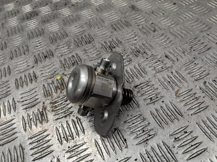 Högtryckspump från en MINI Mini (F56) 1.5 12V Cooper 2014
