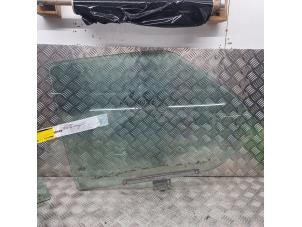 Begagnade Dörrfönster, 2-dörrars, höger Volkswagen Transporter/Caravelle T4 2.5 TDI Pris € 45,00 Marginaltabell erbjuds av de Nollen autorecycling