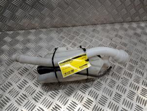 Begagnade Spolartank, vindruta Mercedes Citan (415.6) 1.5 109 CDI Pris € 34,95 Marginaltabell erbjuds av de Nollen autorecycling