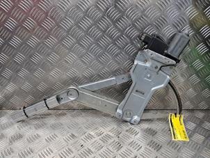 Używane Mechanizm szyby prawej przedniej wersja 2-drzwiowa Opel Astra G (F67) 1.6 16V Cena € 70,00 Procedura marży oferowane przez de Nollen autorecycling