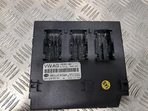 Gebruikte Computer Body Control Volkswagen Golf VI (5K1) 1.4 16V Prijs € 75,00 Margeregeling aangeboden door de Nollen autorecycling