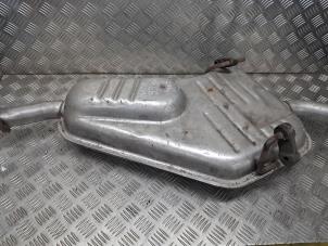 Begagnade Ljuddämpare, bak Saab 9-3 I (YS3D) 2.0,S 16V Pris € 50,00 Marginaltabell erbjuds av de Nollen autorecycling
