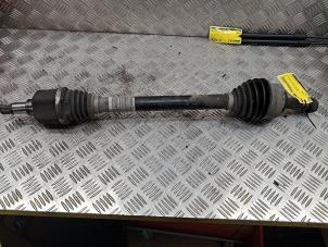 Begagnade Drivaxel, vänster fram Peugeot Expert (V1/VA/VB/VE/VF/VT/VY) 1.6 Blue HDi 95 16V Pris € 151,25 Inklusive moms erbjuds av de Nollen autorecycling