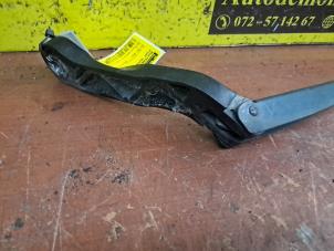 Begagnade Främre torkararm Fiat Ducato (250) 2.3 D 130 Multijet Minibus Extralongo Pris € 25,00 Marginaltabell erbjuds av de Nollen autorecycling