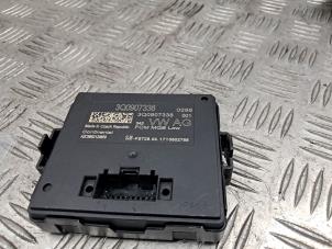 Używane Sterownik oswietlenia Volkswagen Golf VII (AUA) 1.4 GTE 16V Cena € 34,99 Procedura marży oferowane przez de Nollen autorecycling