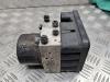 ABS-pump från en Mini Mini One/Cooper (R50), 2001 / 2007 1.6 16V One, Halvkombi (Hatchback), Bensin, 1.598cc, 66kW (90pk), FWD, W10B16A, 2001-06 / 2006-09, RA31; RA32 2002