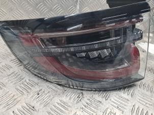 Begagnade Baklykta, vänster Landrover Discovery Sport (LC) 2.0 P200 MHEV 16V AWD Pris € 175,00 Marginaltabell erbjuds av de Nollen autorecycling