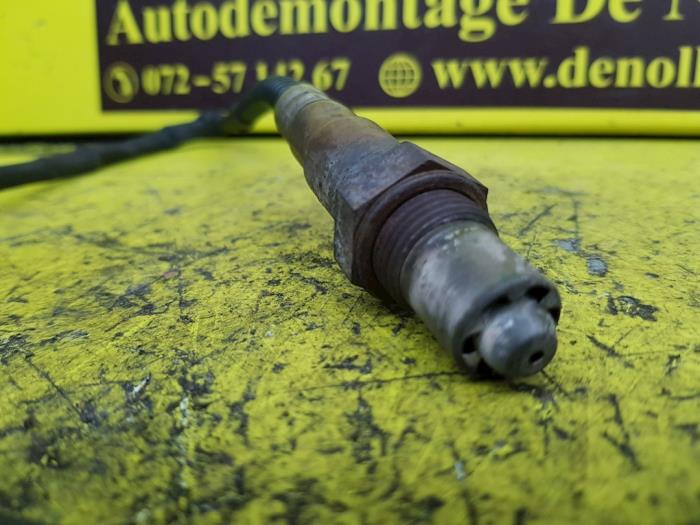 Lambda Sonde van een Alfa Romeo 147 (937) 1.6 HP Twin Spark 16V 2002