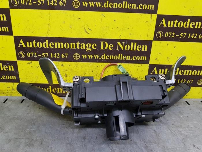 Licht + Raw Schakelaar van een Citroën C3 Pluriel (HB) 1.6 16V 2004