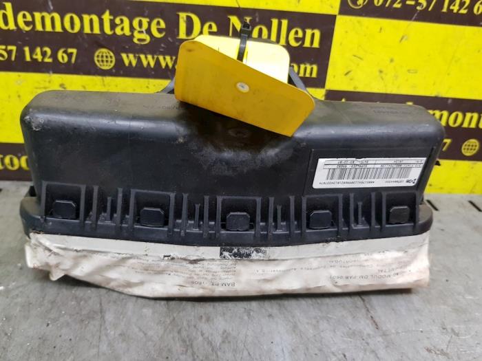 Höger airbag (instrumentbräda) från en Abarth Grande Punto 1.4 T-Jet 16V Esse Esse 2007