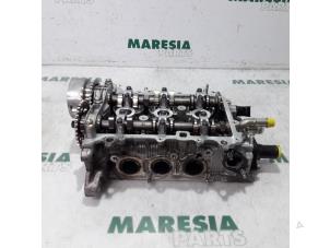 Begagnade Topplock Peugeot 107 1.0 12V Pris € 157,50 Marginaltabell erbjuds av Maresia Parts