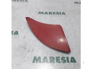 Begagnade Stripe, grill Fiat Ducato (250) 2.2 D 100 Multijet Euro 4 Pris € 30,25 Inklusive moms erbjuds av Maresia Parts