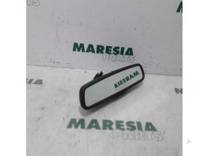 Używane Lusterko wewnetrzne Citroen C4 Aircross (BU) 1.6 HDi 16V 115 AWC Cena € 50,00 Procedura marży oferowane przez Maresia Parts