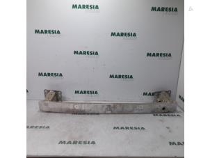 Begagnade Stötfångarram, bak Citroen C4 Picasso (3D/3E) 1.6 e-Hdi, BlueHDi 115 Pris € 60,00 Marginaltabell erbjuds av Maresia Parts