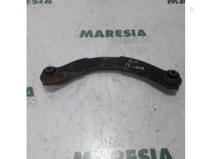 Begagnade Bakre gaffelben, höger Citroen C-Crosser 2.2 HDiF 16V Pris € 60,00 Marginaltabell erbjuds av Maresia Parts