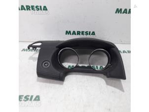 Begagnade Instrumentbräda Citroen C-Crosser 2.2 HDiF 16V Pris € 262,50 Marginaltabell erbjuds av Maresia Parts