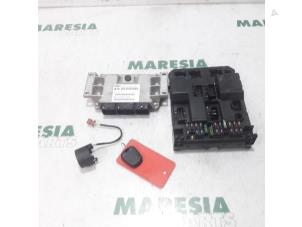 Gebruikte Computer Motormanagement Peugeot 307 CC (3B) 2.0 16V Prijs € 225,00 Margeregeling aangeboden door Maresia Parts