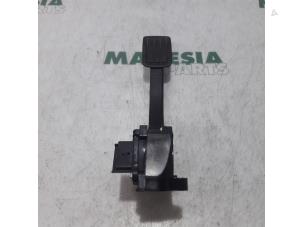 Używane Czujnik polozenia pedalu gazu Peugeot 308 SW (L4/L9/LC/LJ/LR) 1.6 BlueHDi 115 Cena € 17,50 Procedura marży oferowane przez Maresia Parts