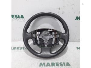 Gebruikte Stuurwiel Renault Scénic II (JM) 1.6 16V Prijs € 25,00 Margeregeling aangeboden door Maresia Parts