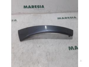 Begagnade Stripe, grill Fiat Ducato (250) 2.3 D 120 Multijet Pris € 30,25 Inklusive moms erbjuds av Maresia Parts